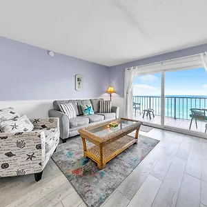 https://the-summit-928.panamacity-beachhotels.com